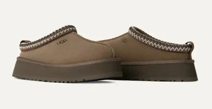 Woman's UGG Tazz Slippers - Hickory - Open Box