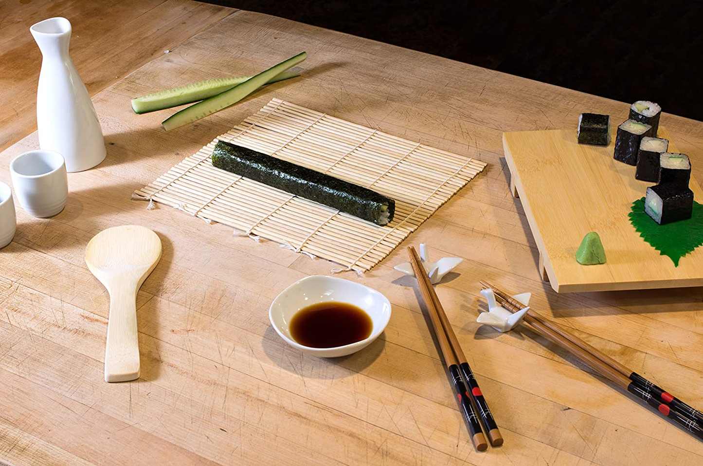 Helen’s Asian Kitchen Sushi Mat, 9.5-Inches x 8-Inches, Natural Bamboo