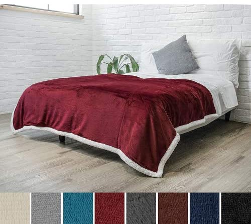 Twin Plush Sherpa Blanket