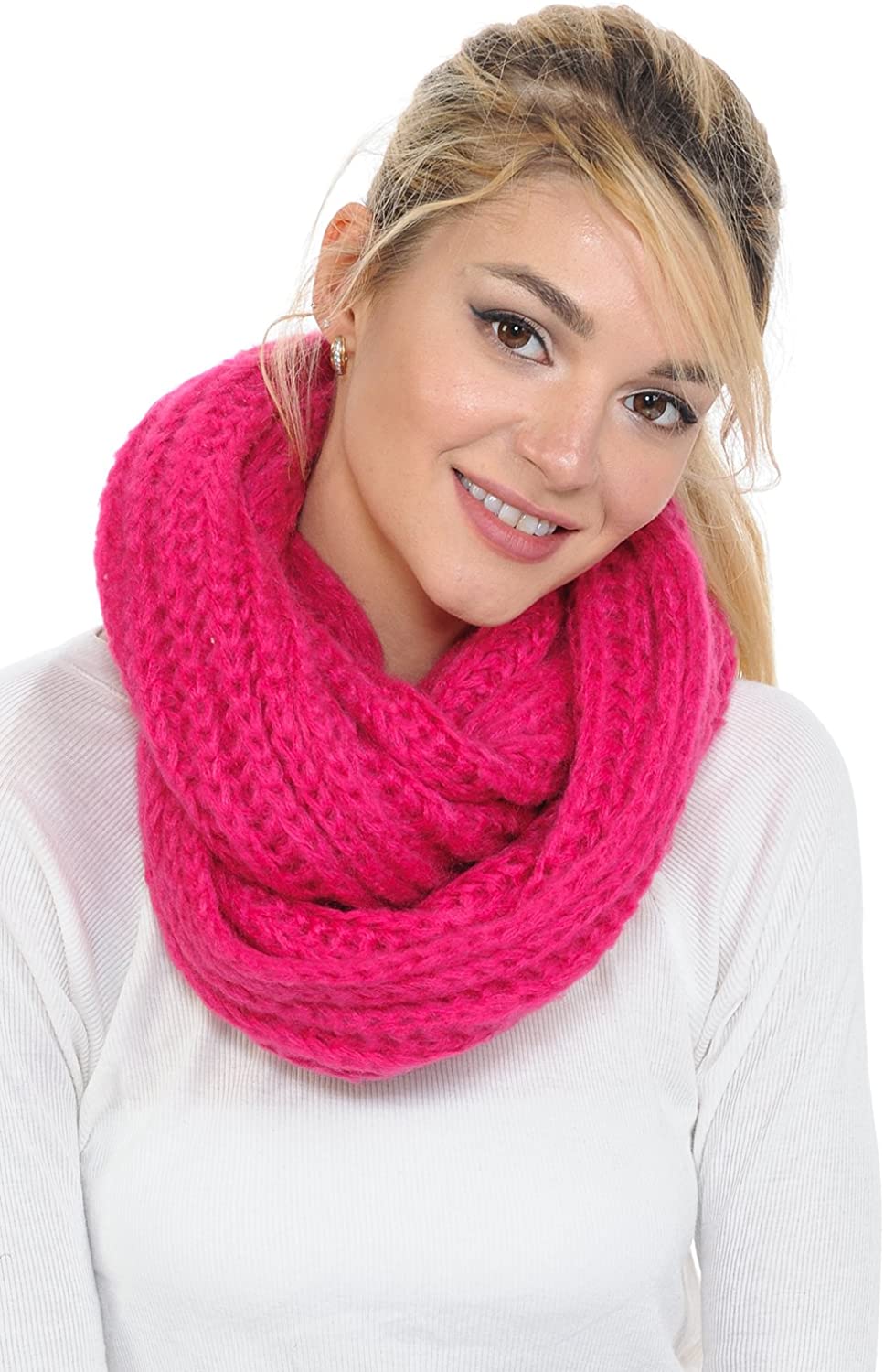Basico Infinity Scarf | Winter Crochet Knit Scarf in One Size