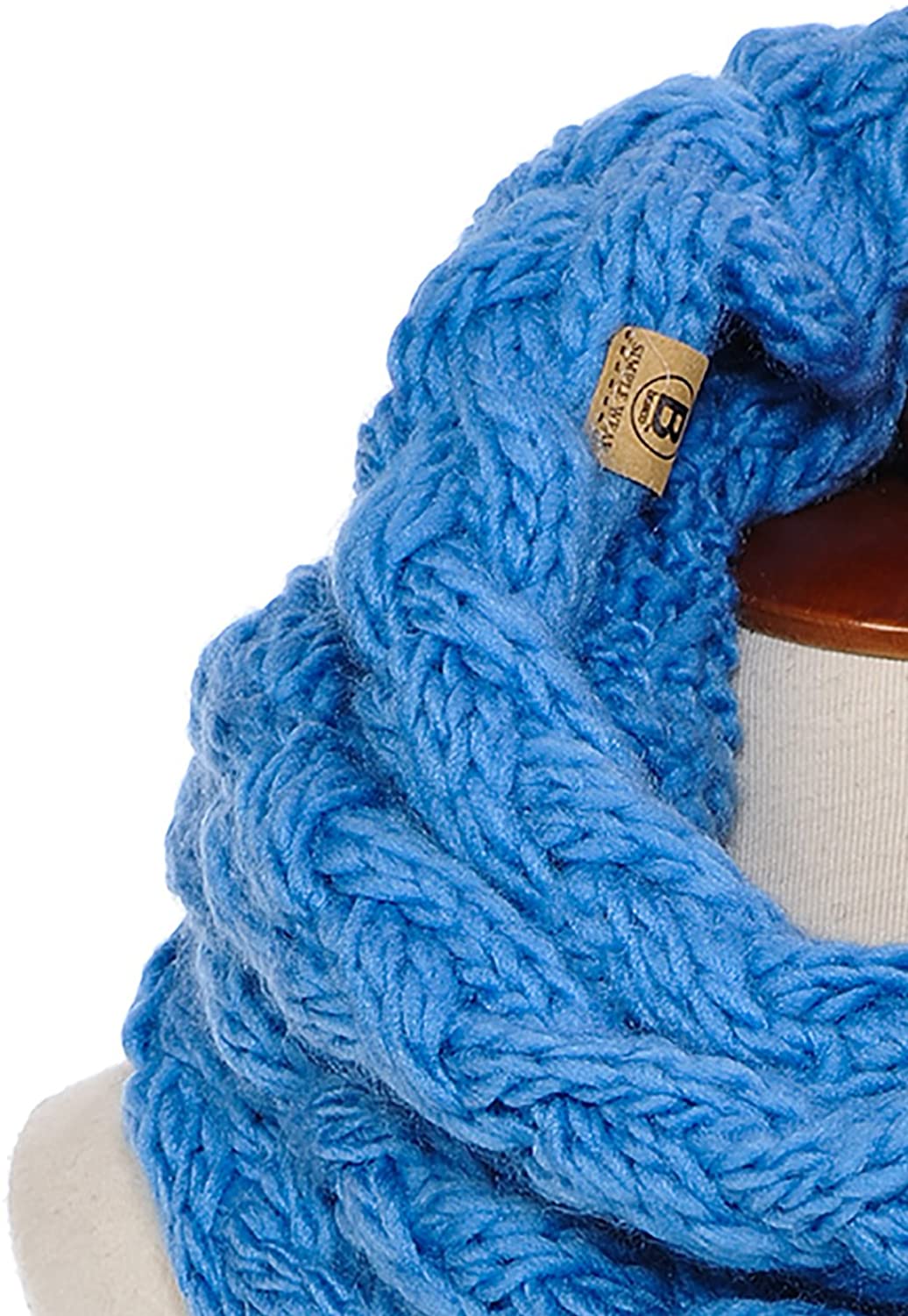 Basico Infinity Scarf | Winter Crochet Knit Scarf in One Size