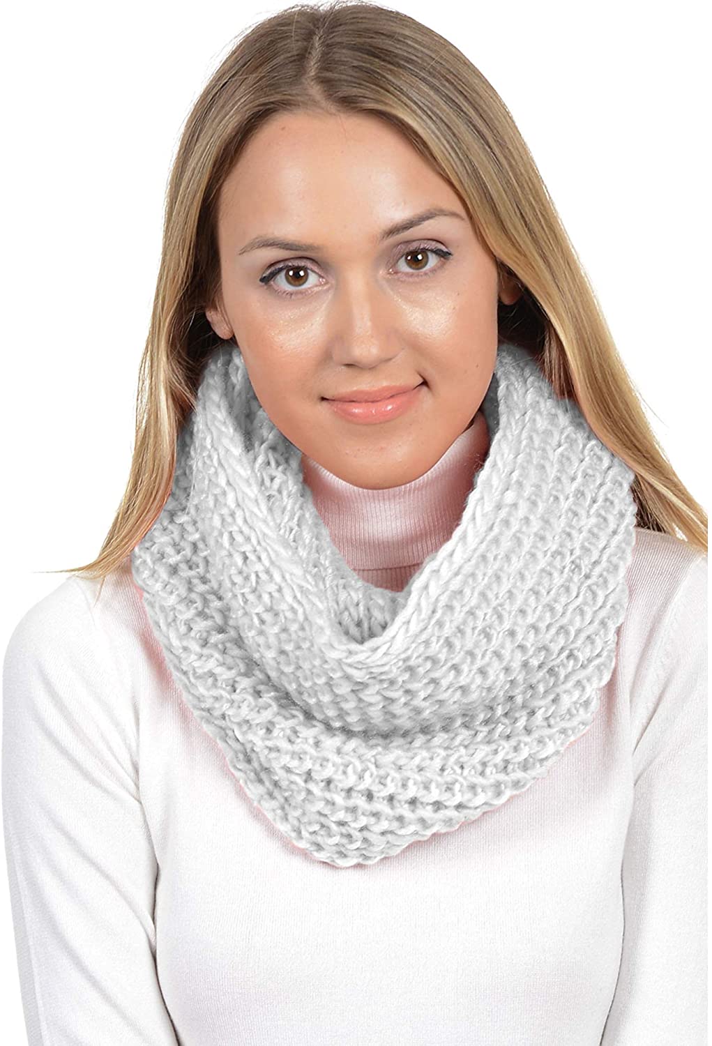 Basico Infinity Scarf | Winter Crochet Knit Scarf in One Size