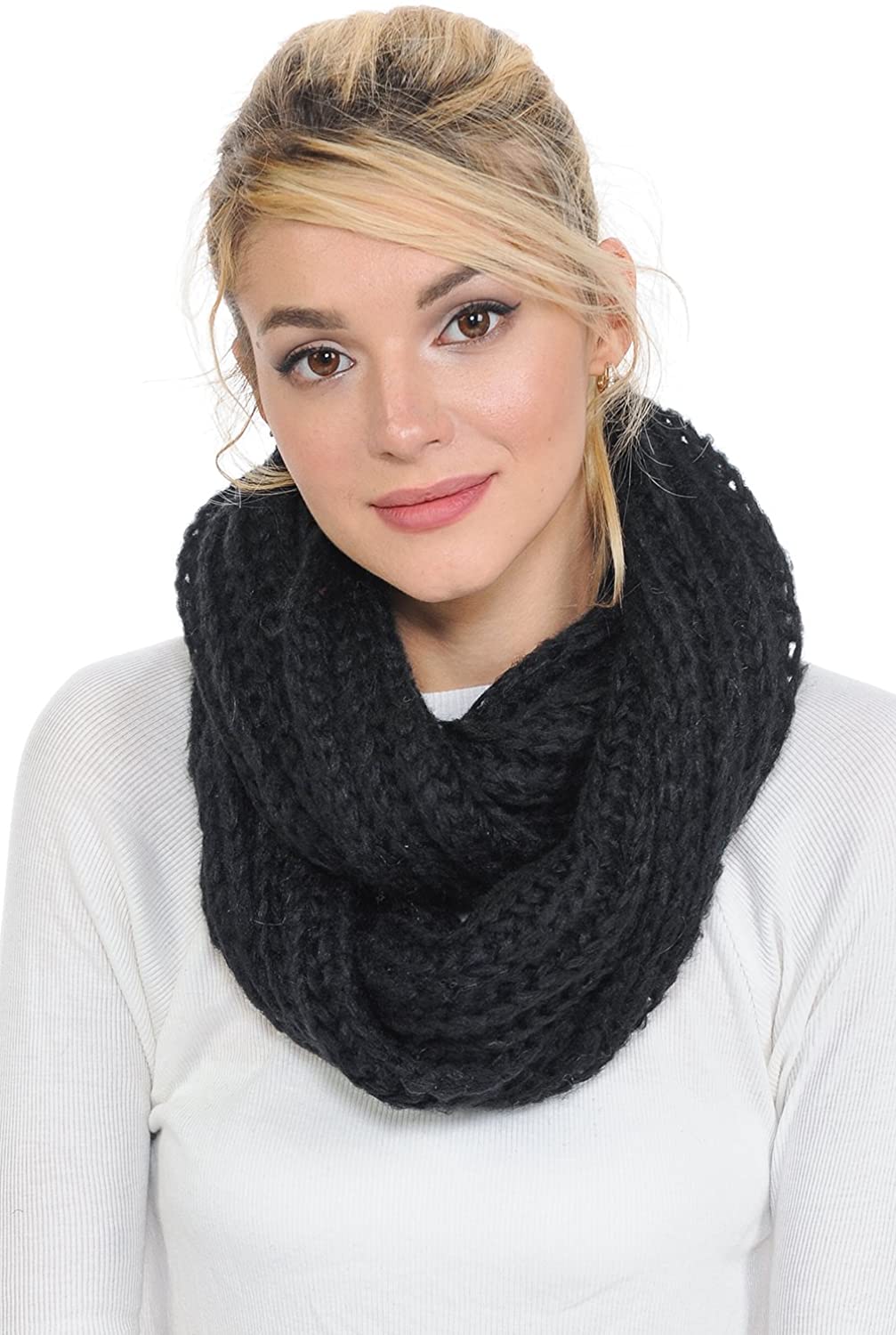 Basico Infinity Scarf | Winter Crochet Knit Scarf in One Size