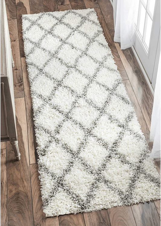 nuLOOM Tess Cozy Soft & Plush Modern Runner Rug, 2' 6" x 6', White