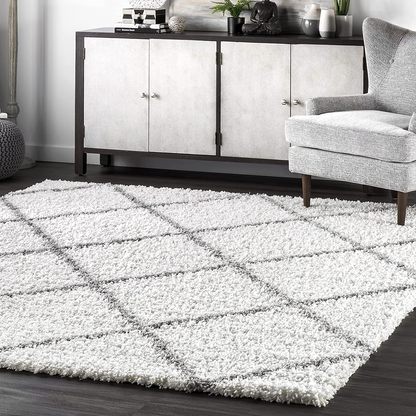 nuLOOM Tess Cozy Soft & Plush Modern Area Rug, 4' x 6', White