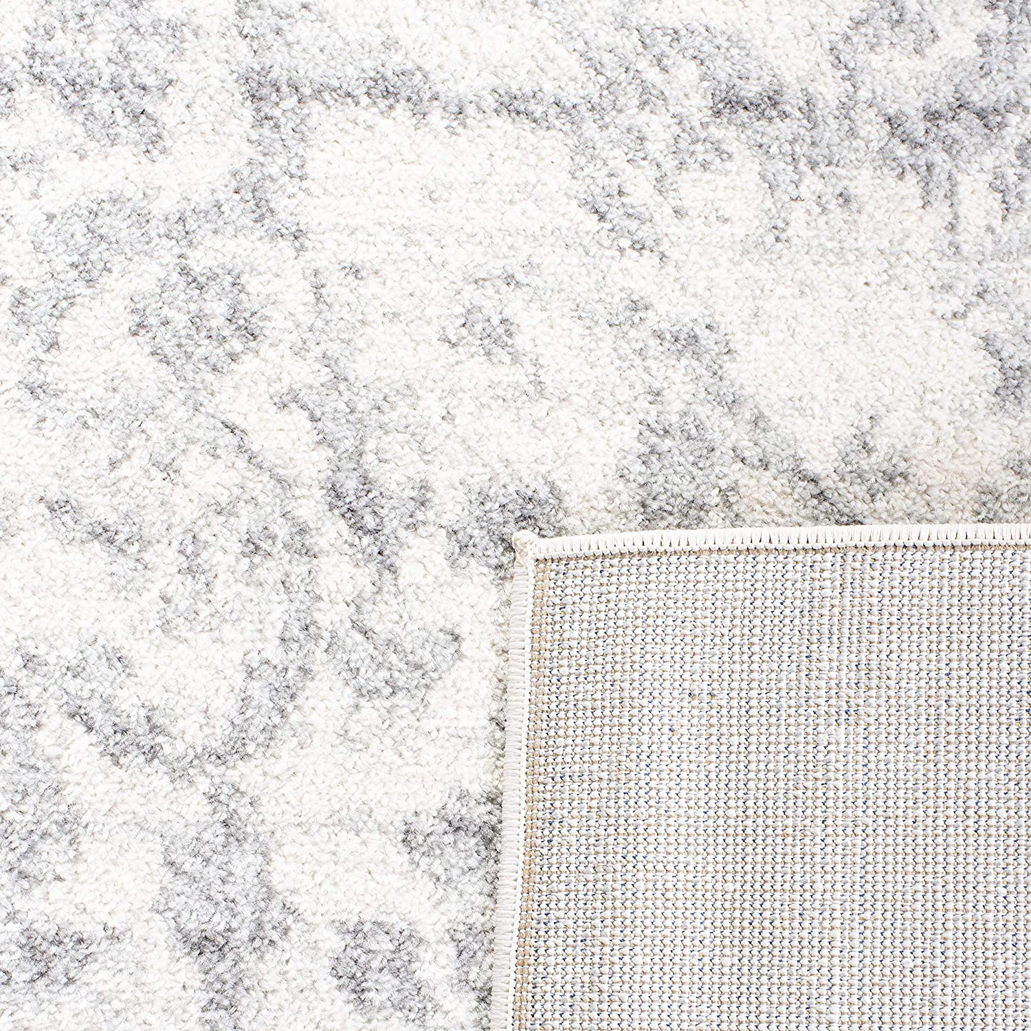 Safavieh Madison Collection MAD603F Oriental Snowflake Medallion Distressed Non-Shedding Dining Room Entryway Foyer Living Room Bedroom Area Rug, 5'3" x 5'3" Round, Grey / Ivory