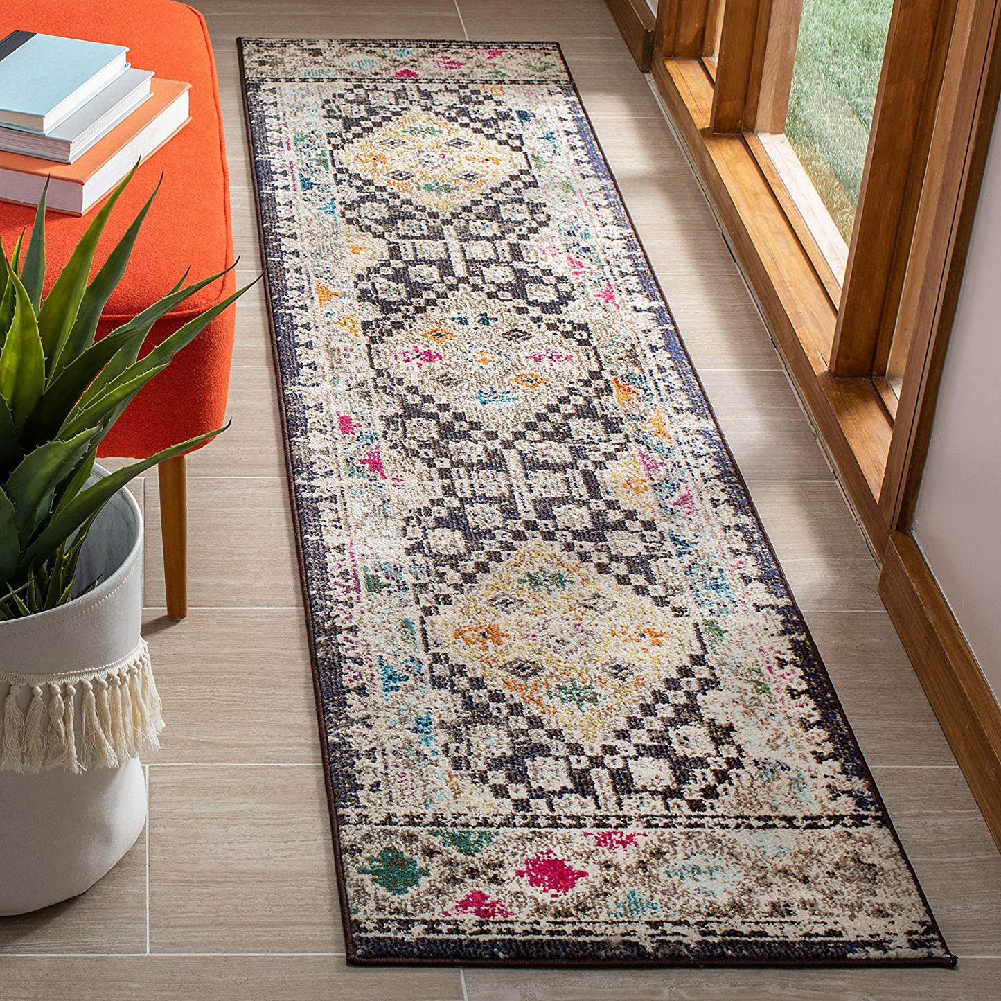 Safavieh Madison Collection MAD418Z Boho Diamond Distressed Non-Shedding Stain Resistant Living Room Bedroom Runner, 2'2" x 6' , Black / Yellow