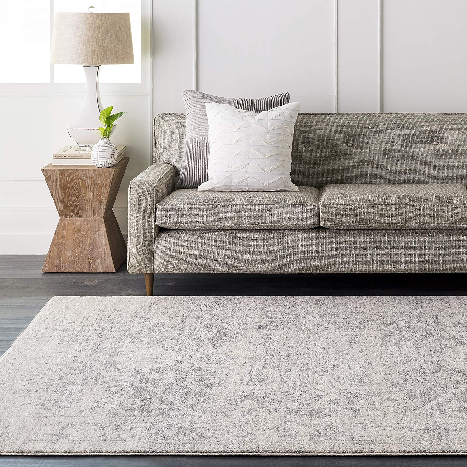 Janine Vintage Medallion Area Rug 5'3" Round Grey
