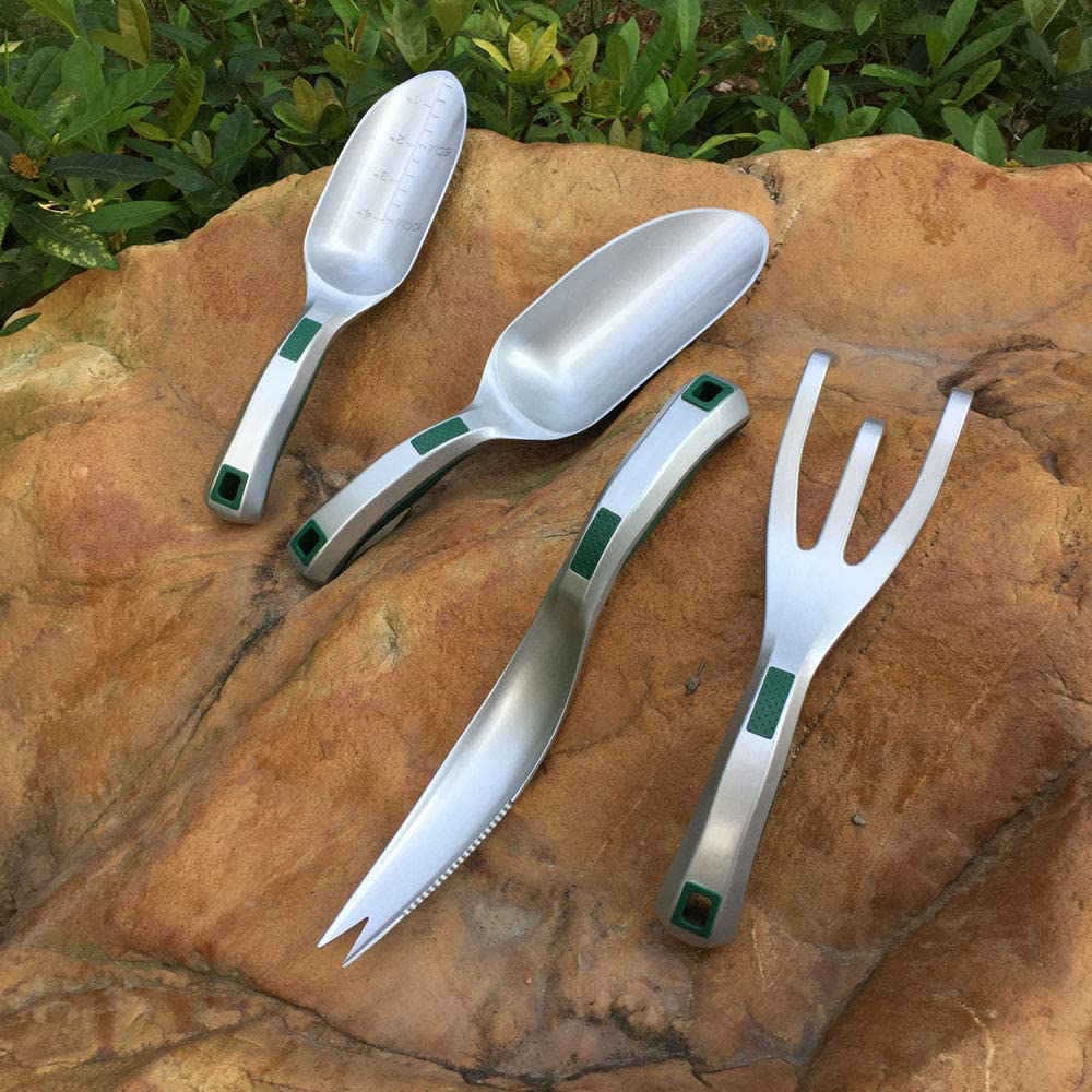 CFCT Garden Hand Cultivator, Min Hand Rake with Broad Sturdy Claw, Scratch Tool for Weeding, Aerating, Cultivating, Aluminum Light Weight, Bend Proof Ergonomic Design