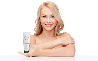 Hair Shampoo - With Organic Aloe & Essential Oils – Rich & Nourishing Ingredients for Moisturizing, Clarifying and Hydrating - Sulfate Free - Vegan – Good For Dry Hair - Dry Scalp - Oily, Curly Or Fine Hair - For Women & Men - Christina Moss Naturals