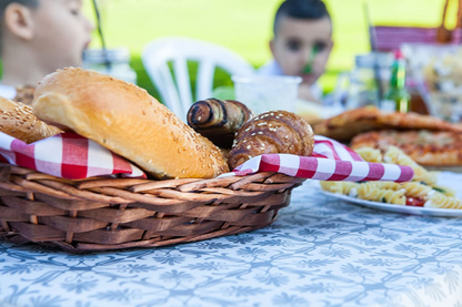 Waterproof Elastic Table Cover with Elastic Edge