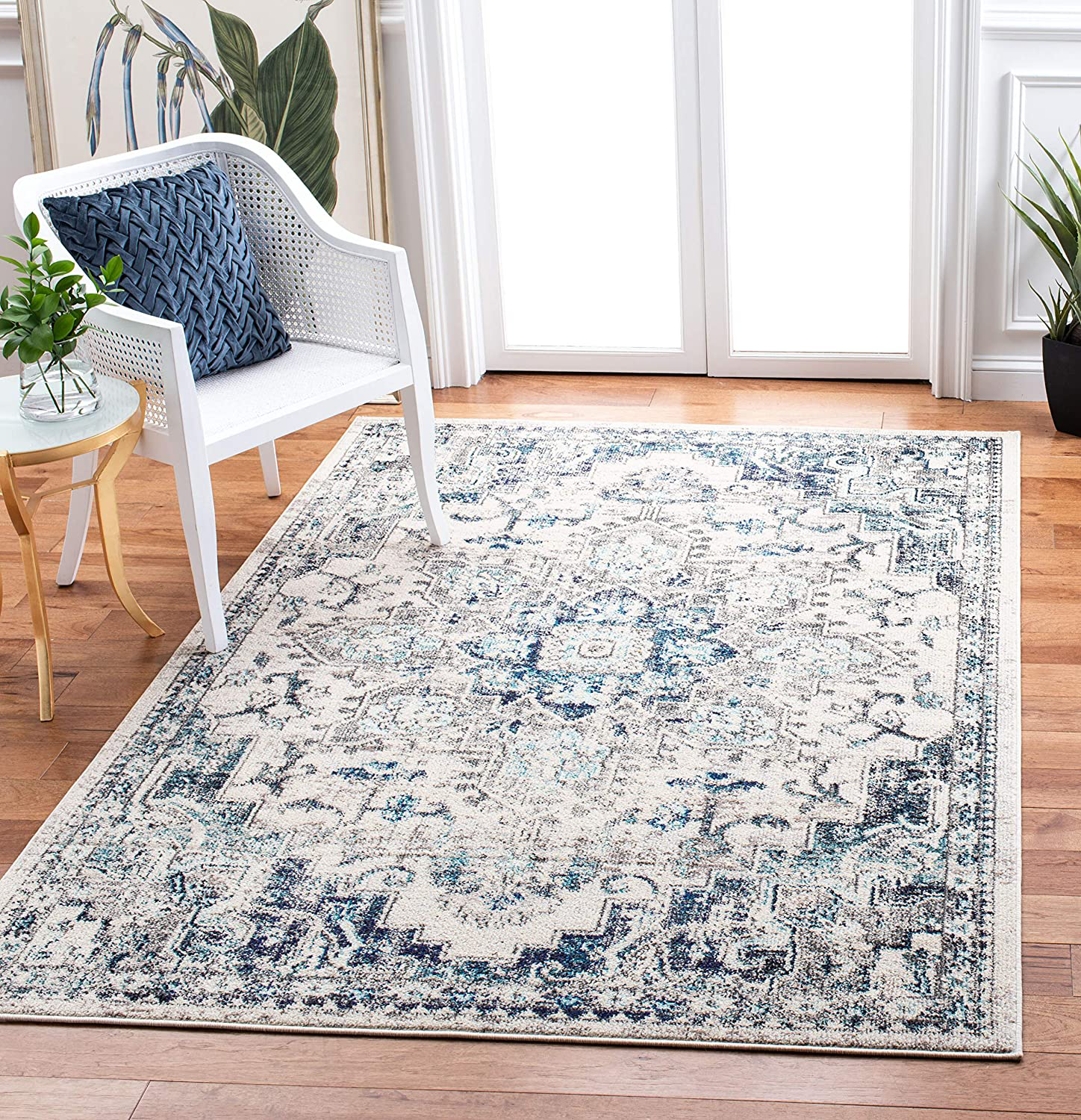 Safavieh Madison Collection MAD473C Boho Chic Medallion Distressed Non-Shedding Stain Resistant Living Room Bedroom Area Rug, 3' x 5', Ivory / Grey