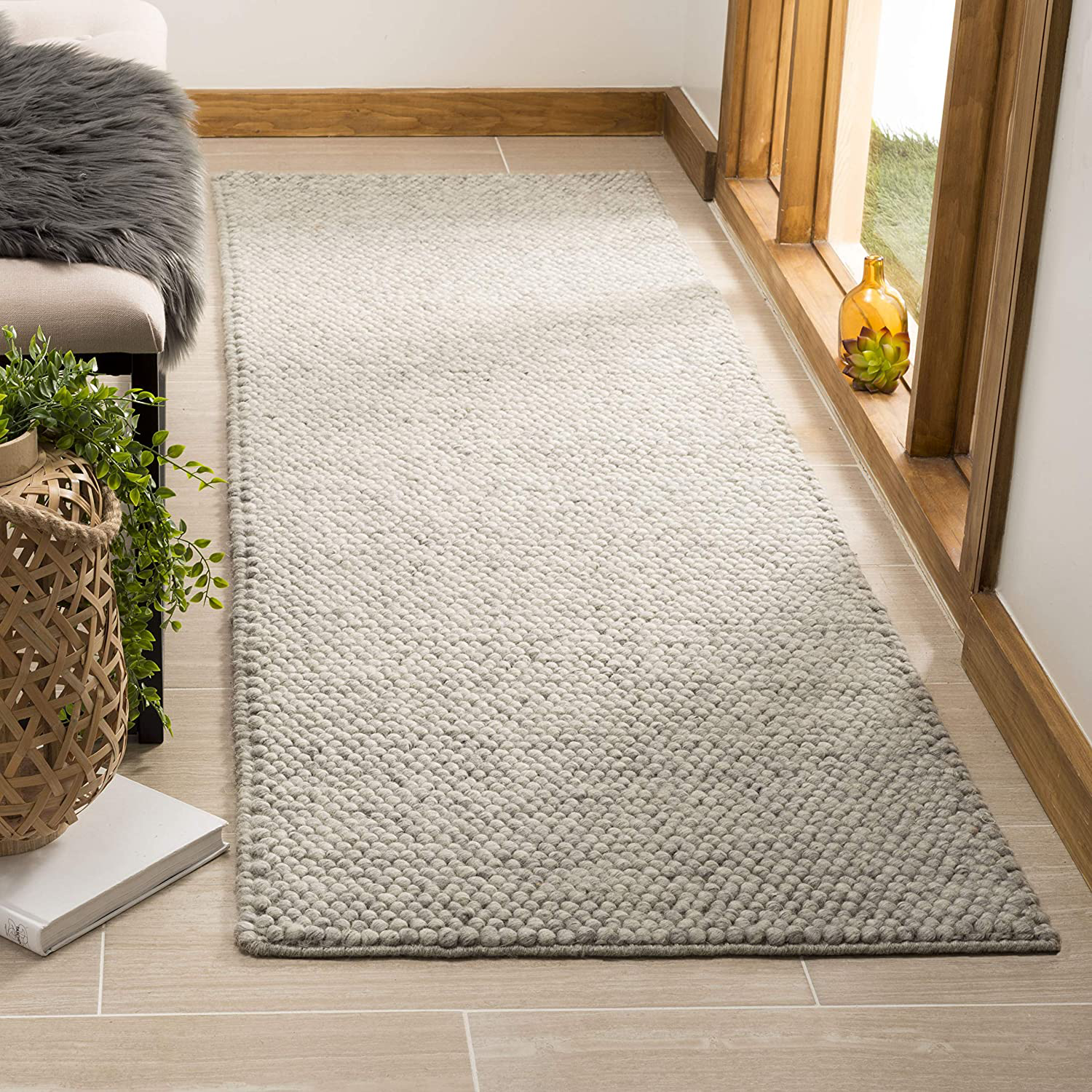 Safavieh Natura Collection NAT620C Handmade Premium Wool Runner, 2'3" x 8' , Silver