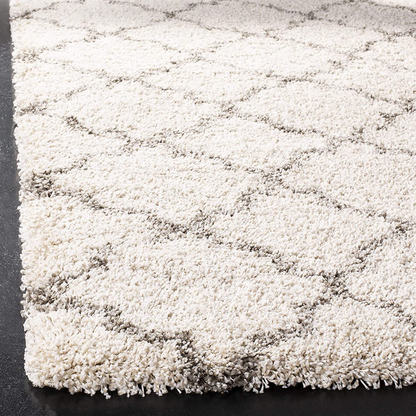 SAFAVIEH Hudson Shag Collection SGH282A Moroccan Trellis Non-Shedding Living Room Bedroom Dining Room Entryway Plush 2-inch Thick Runner, 2'3" x 8' , Ivory / Grey
