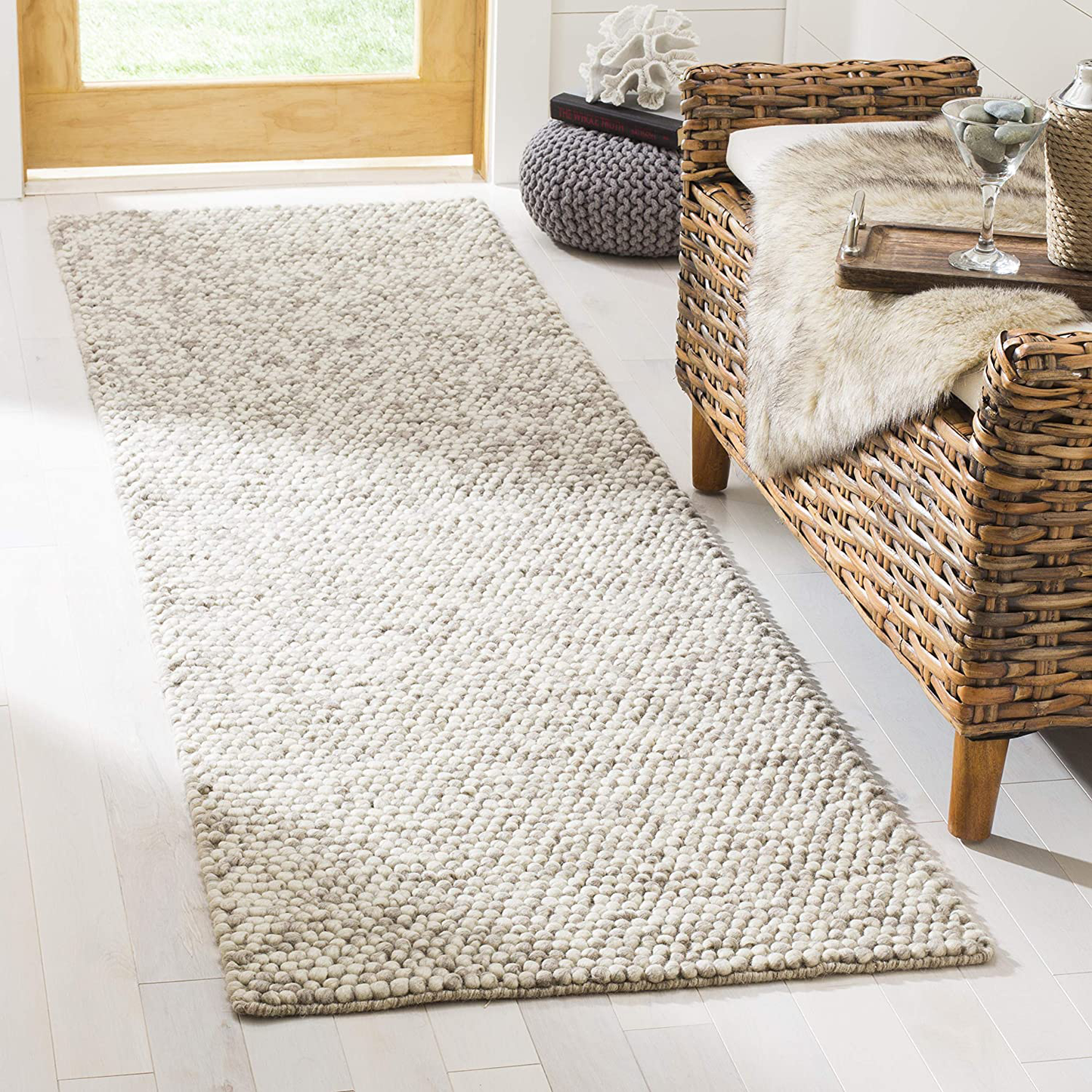 Safavieh Natura Collection NAT620B Handmade Premium Wool Runner, 2' x 6' , Beige
