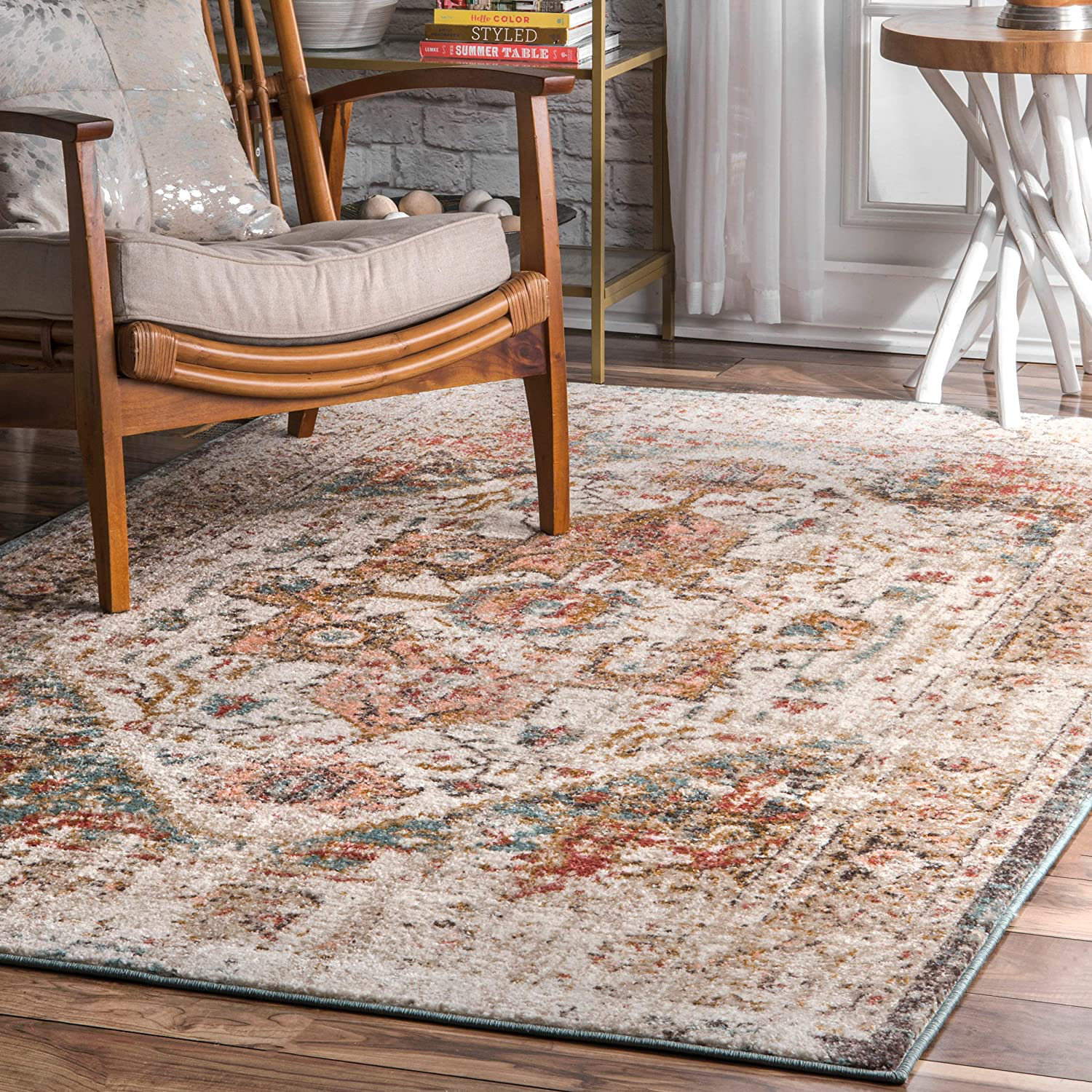 nuLOOM Shane Persian Vintage Accent Rug, 2' x 3', Beige