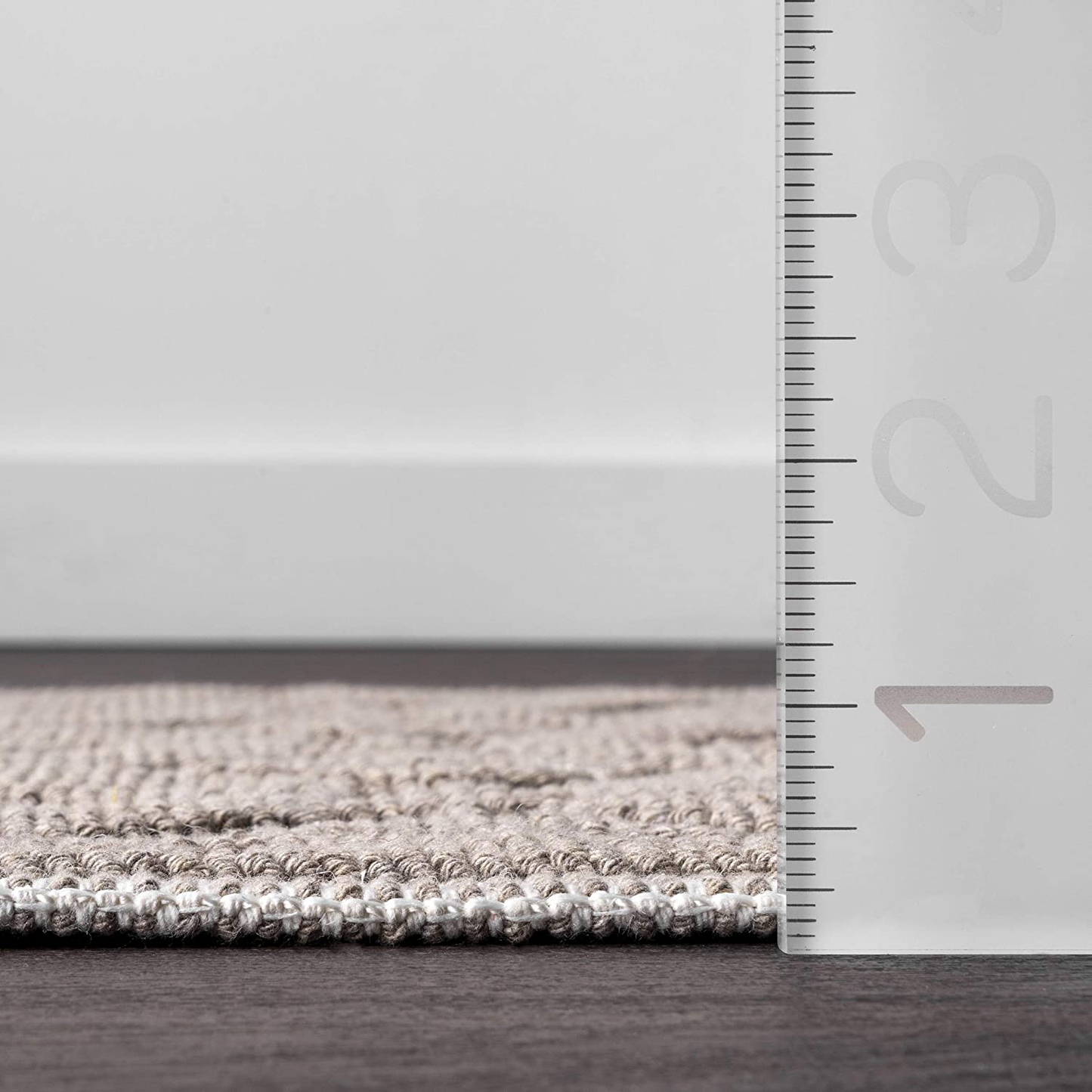 Textured Geometric Trellis Bath Mat