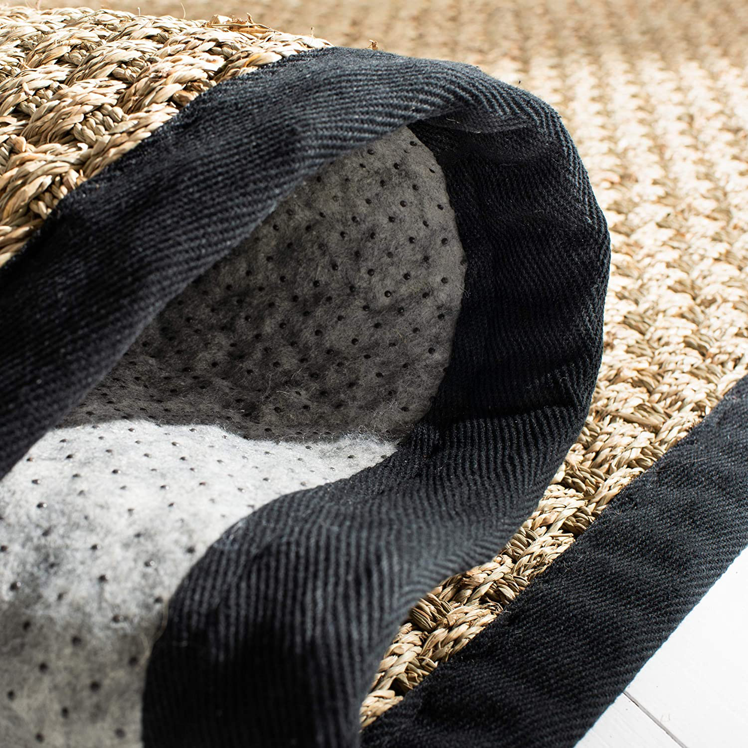 Safavieh Natural Fiber Collection NF114Q Border Basketweave Seagrass Runner, 2'6" x 6' , Dark Grey
