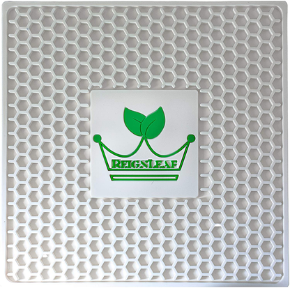 ReignLeaf Drying Mat For Pour Over Coffee Maker, Chemex And Any Other Pour Over Glass Coffee Makers And Carafes - Drying Mat Allows A Pour Over Coffee Maker To Drip Dry When Upside Down