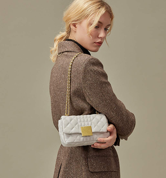 Women's Quilted Genuine Leather Quilted Chain Purse Shoulder Bag Small Crossbody Bag Purse