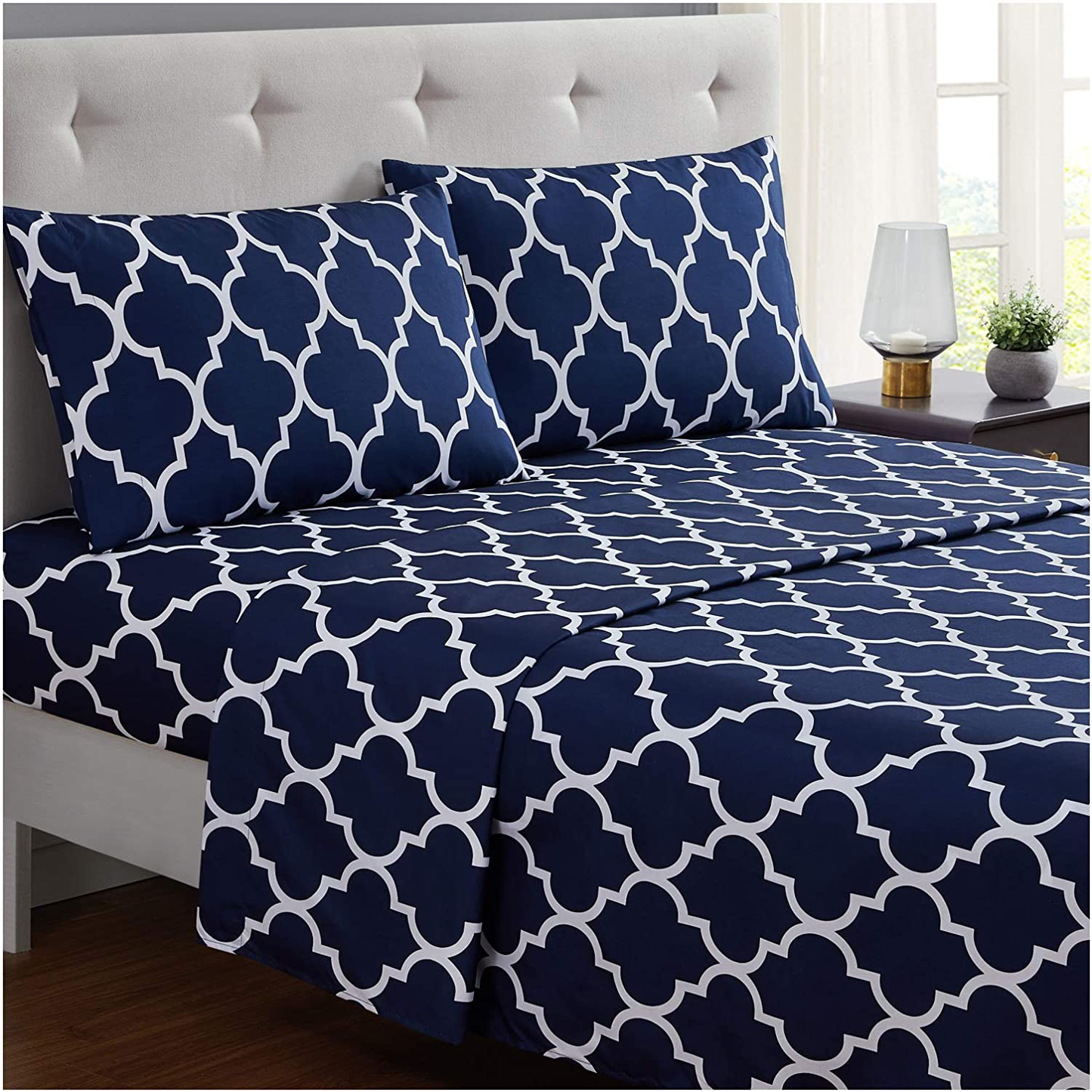 Mellanni Bed Sheet Set - Brushed Microfiber 1800 Bedding - Wrinkle, Fade, Stain Resistant - 3 Piece (Twin, Baby Blue)