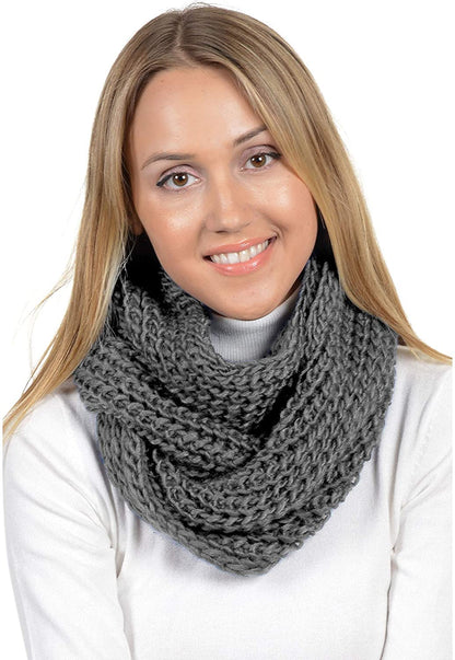 Basico Infinity Scarf | Winter Crochet Knit Scarf in One Size