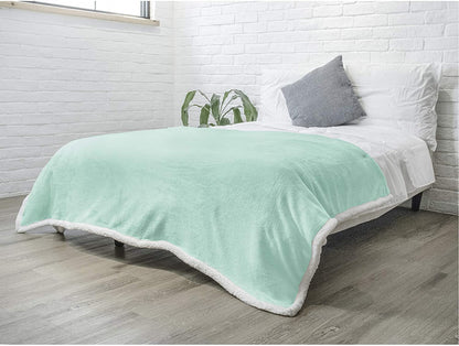 Twin Plush Sherpa Blanket