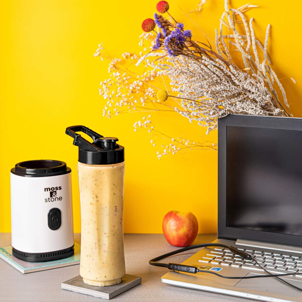 Personal Smoothie Blender – Single-Serve One-Touch Use – 20 oz BPA-Free Bottle – Compact Plug-In Design for Everyday Smoothies & Shakes