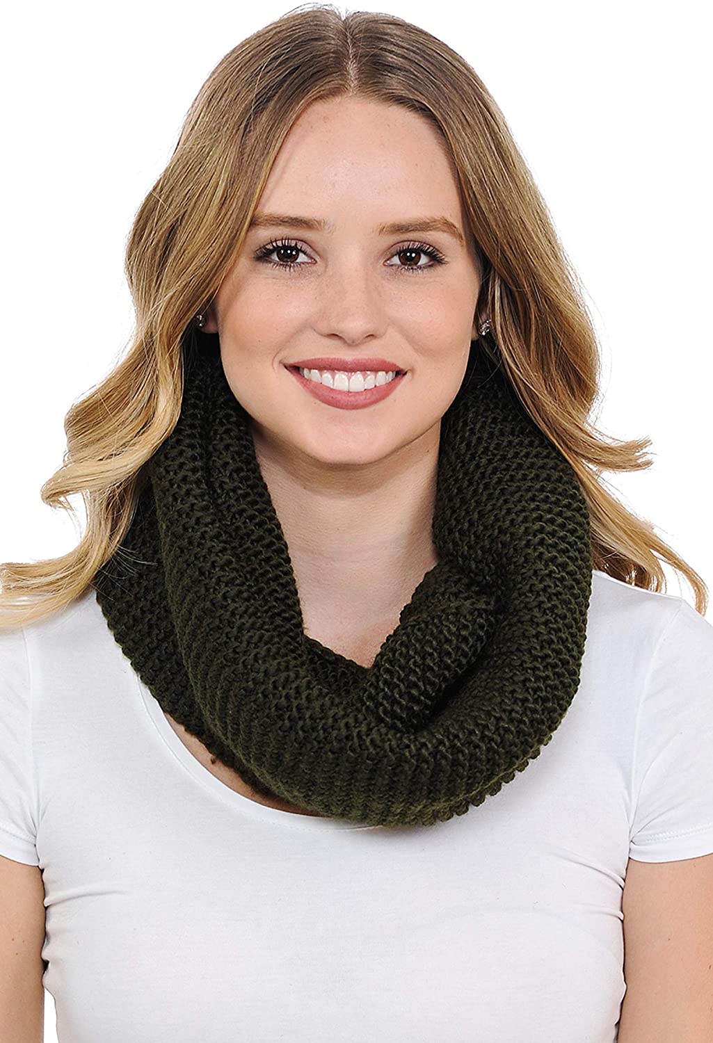 Basico Infinity Scarf | Winter Crochet Knit Scarf in One Size