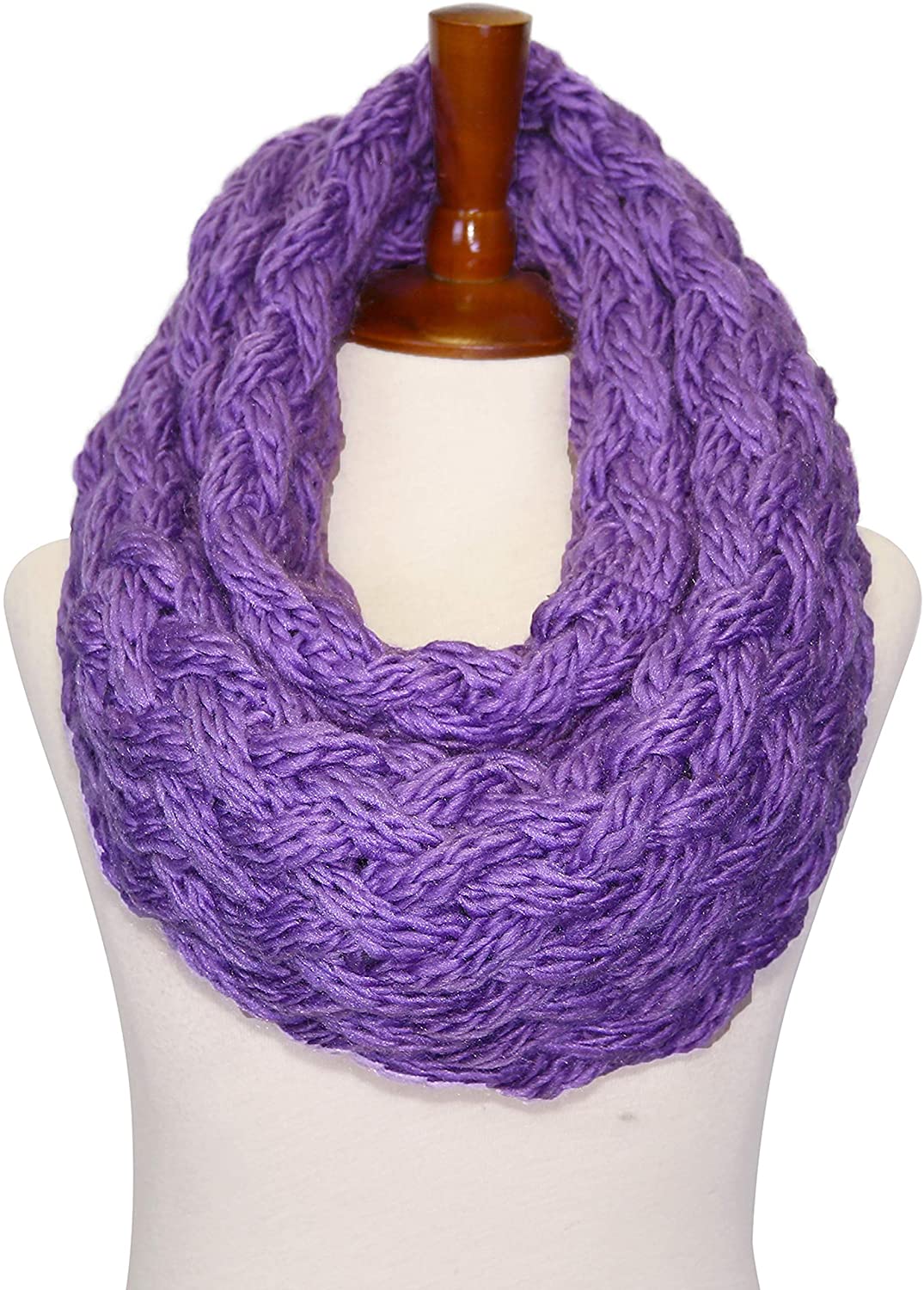 Basico Infinity Scarf | Winter Crochet Knit Scarf in One Size
