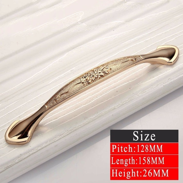 Gold Wardrobe / Dresser Door Handles & Knobs
